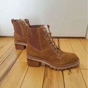 Bernardo Women Salerno Kelsi Ankle Boots 7.5M Lace Up Suede Rubber lugg Sole